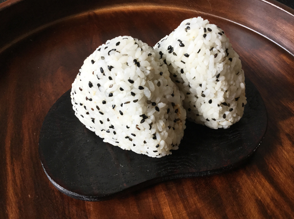 ONIGIRI (OMUSUBI) - Una Giapponese in Cucina