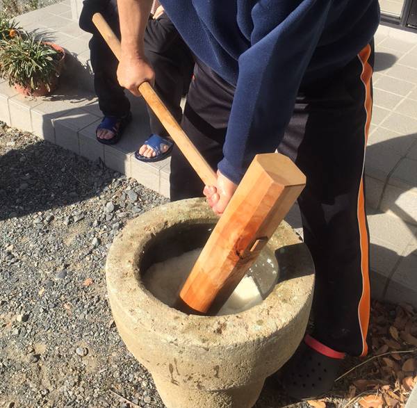 Preparazione di mochi