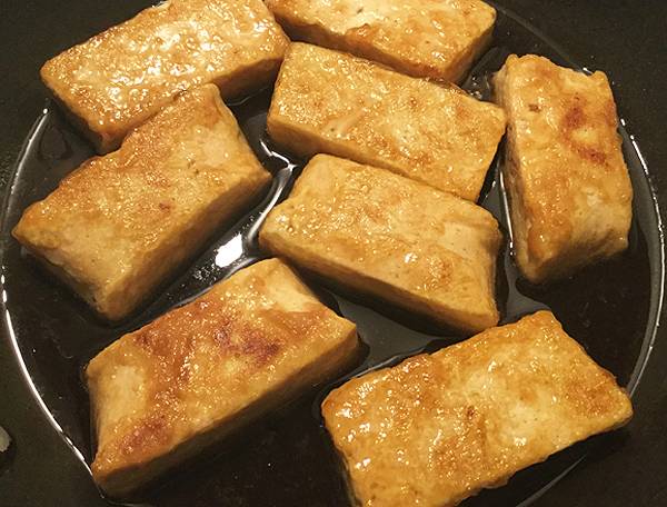 Ricetta di Tofu fritto (Agedashi dofu)