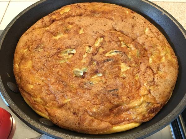 Frittata con porro e funghi shiitake