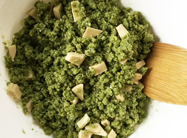 Biscotti al matcha con cioccolato bianco