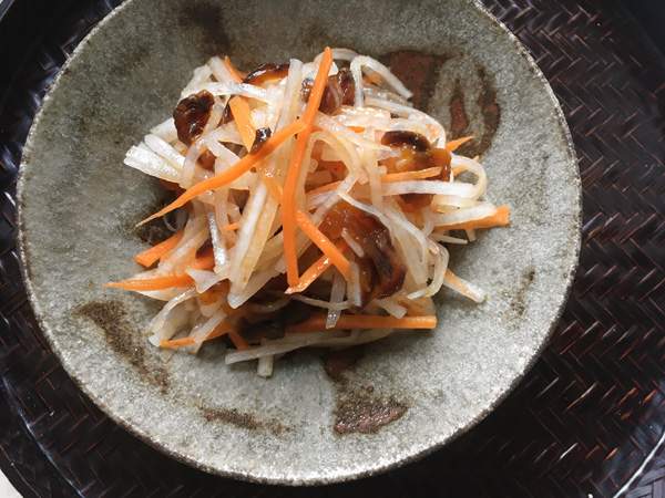 insalata di daikon e hoshigaki