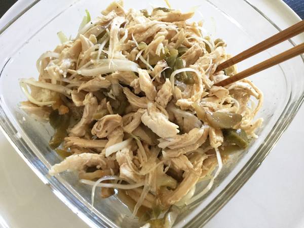 insalata di pollo con zhacai