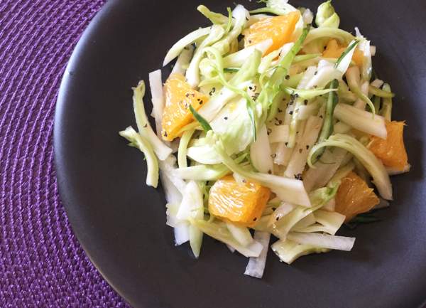 Insalata di daikon e puntarelle all'arancia