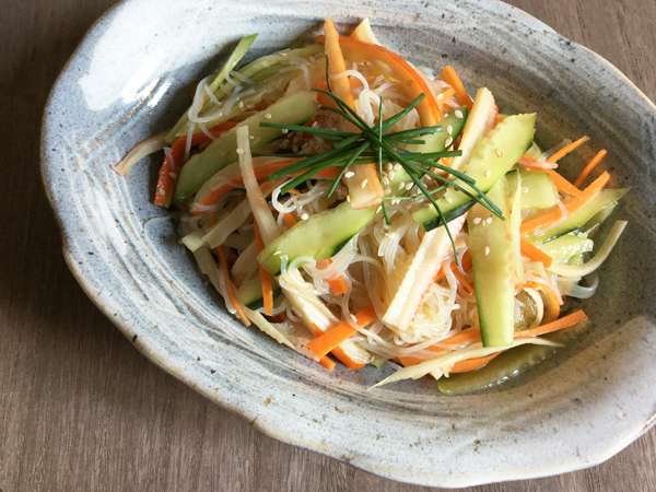 insalata con vermicelli di soia