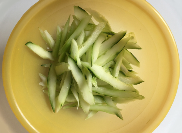 Insalata con surimi