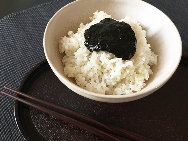 Tsukudani di nori con riso bianco