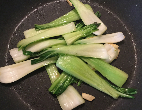 bietole cinesi saltate con aglio