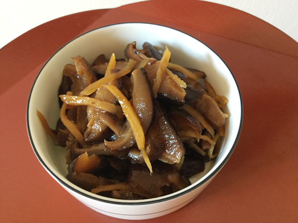 Tsukudani di shiitake con zenzero