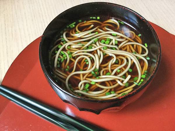 Soba in brodo 