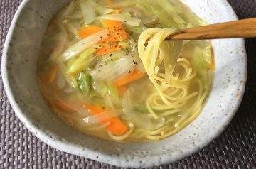 ramen con salsa di verdure