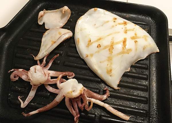 calamari totani essiccati (Ichiyaboshi)