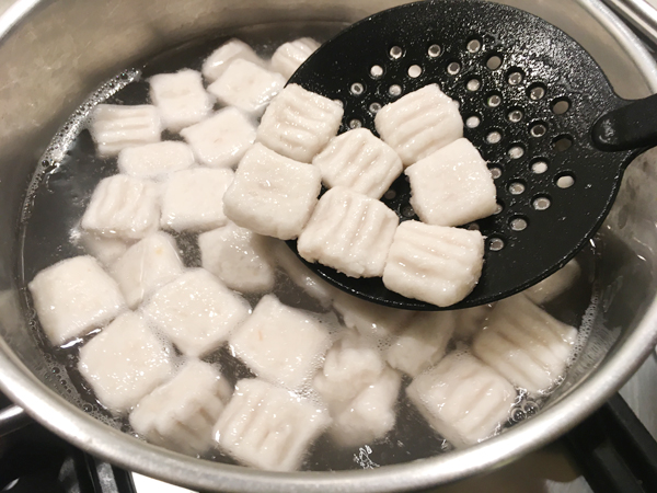 Gnocchi di taro al burro e miso