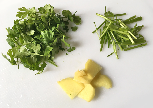 Tagliatelle di riso in brodo alla vietnamita