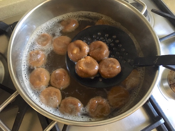 gnocchi di riso al caffe con noci