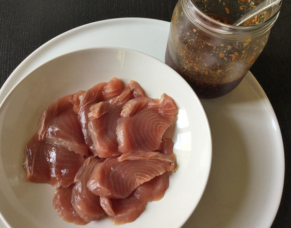 riso con tonno marinato alla salsa shoyukoji