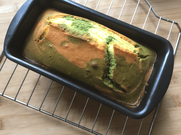 torta marmorizzata con matcha