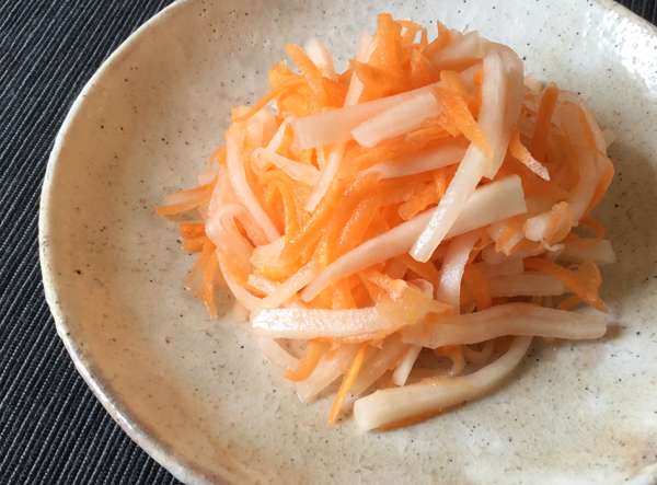 carota e daikon marinati