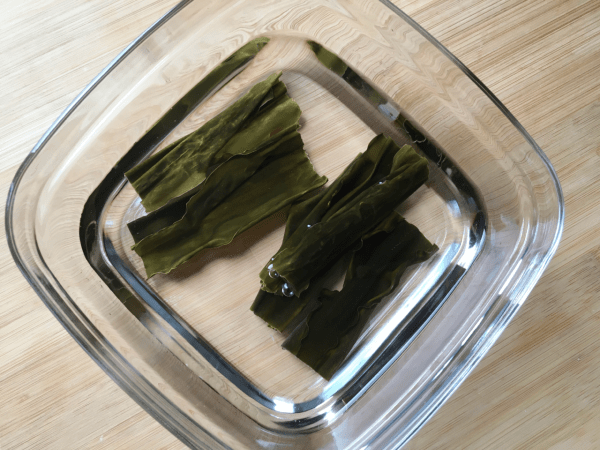 alga kombu in ammollo