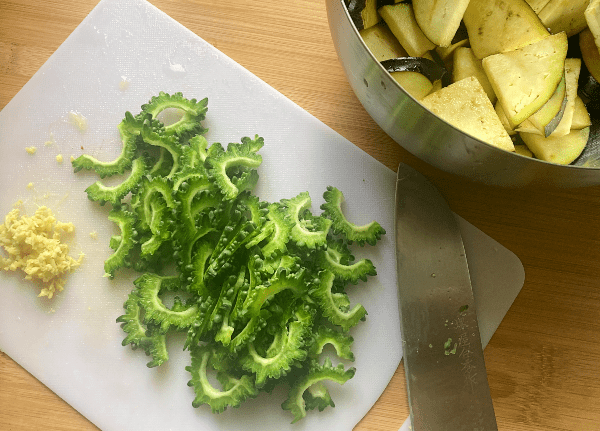 melone amaro e melanzana saltati alla salsa shoyu koji