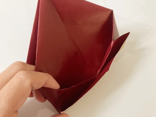 creare la scatola con un foglio di carta origami