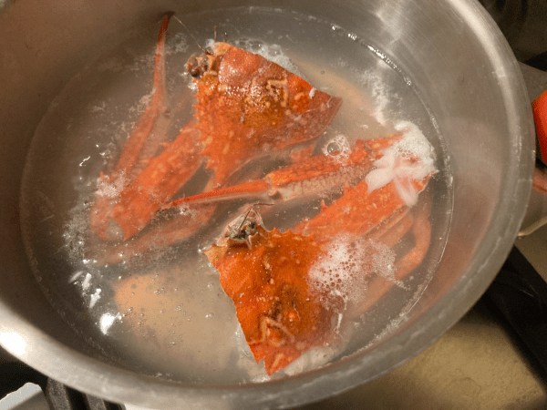 Brodo di granchio al miso