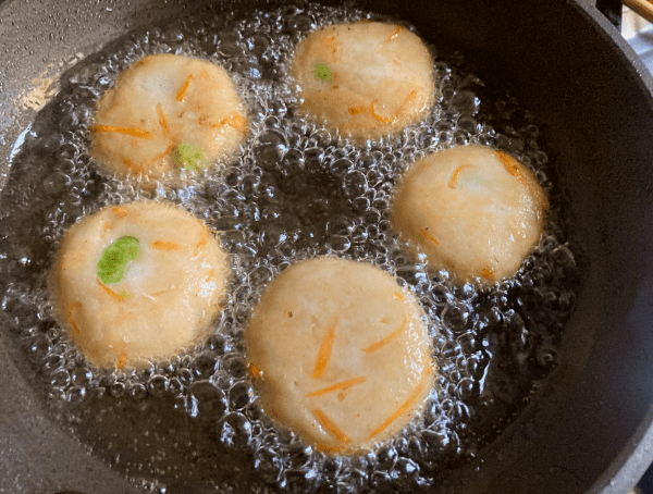 polpettine di pesce con edamame e carota