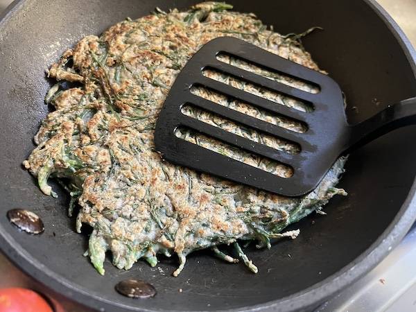 pancake salati con grano saraceno e agretti