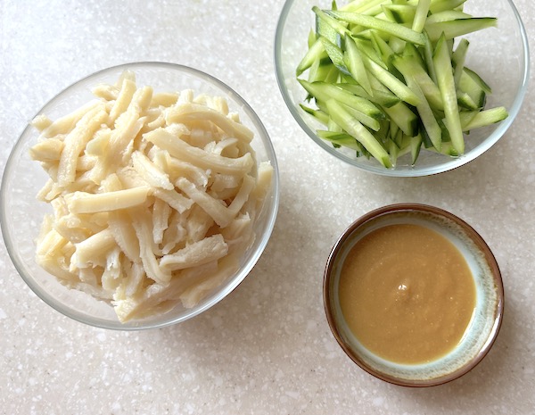 insalata di trippa e cetriolo con sumiso