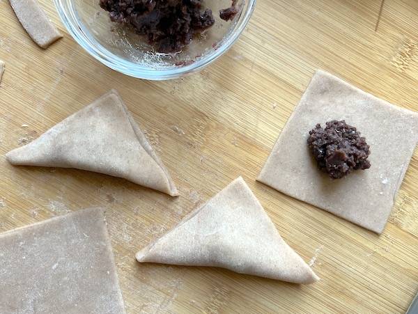 Dolci di riso alla cannella con anko (Nama yatsuhashi)