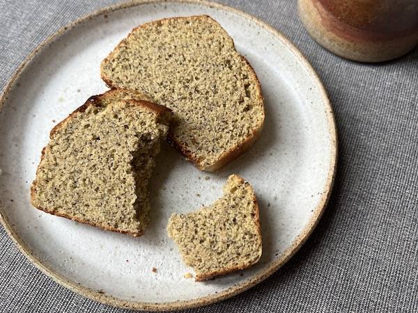 Torta al miso con farina di grano saraceno e farina di riso